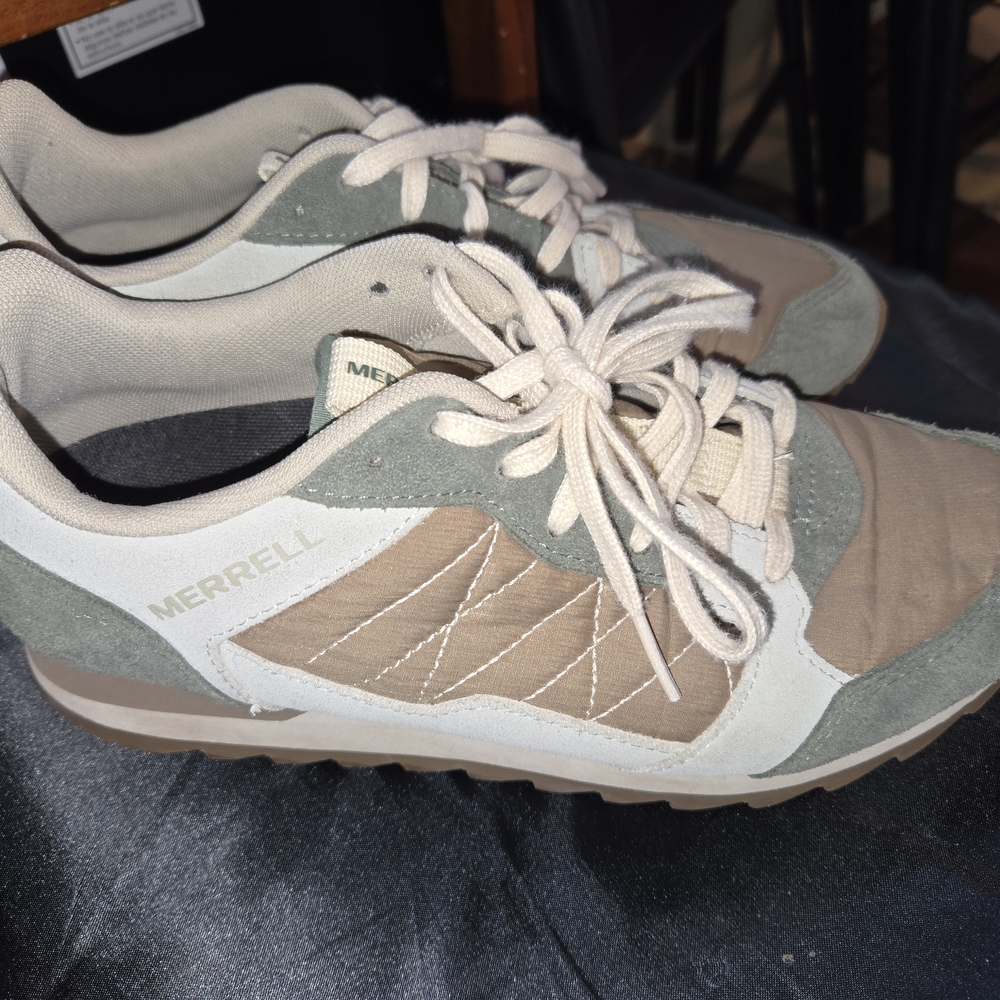 Merrell Beige and Gray Sneakers MERRELL Alpine Laurel Green Multicolor Sneaker 8